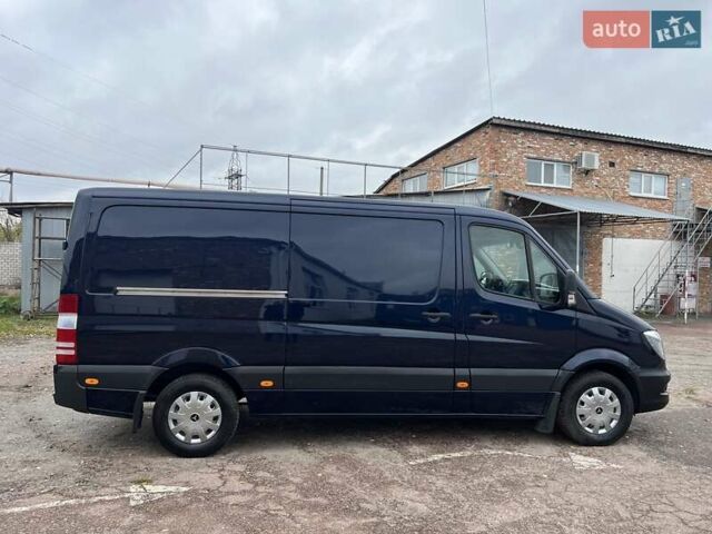 Синий Мерседес Sprinter, объемом двигателя 2.2 л и пробегом 310 тыс. км за 17500 $, фото 14 на Automoto.ua