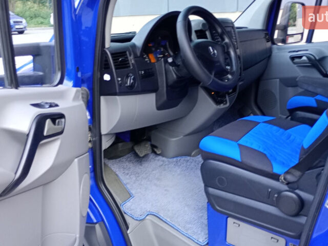 Синий Мерседес Sprinter, объемом двигателя 2.14 л и пробегом 498 тыс. км за 20999 $, фото 34 на Automoto.ua