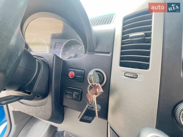 Синий Мерседес Sprinter, объемом двигателя 2.14 л и пробегом 342 тыс. км за 17500 $, фото 99 на Automoto.ua
