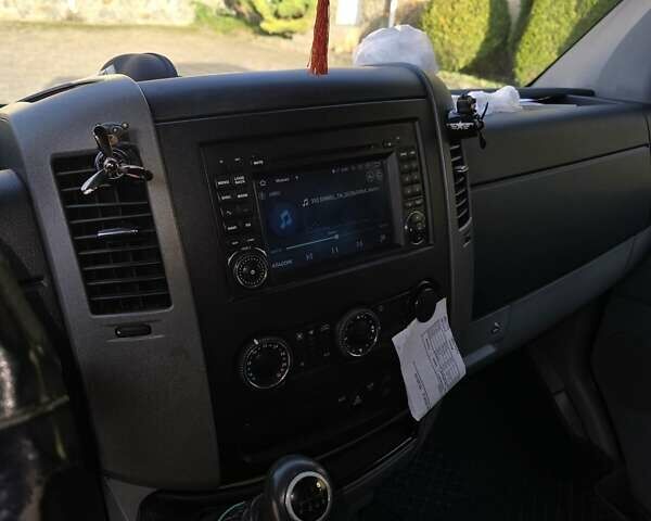 Синій Мерседес Sprinter, об'ємом двигуна 2.1 л та пробігом 315 тис. км за 14800 $, фото 10 на Automoto.ua