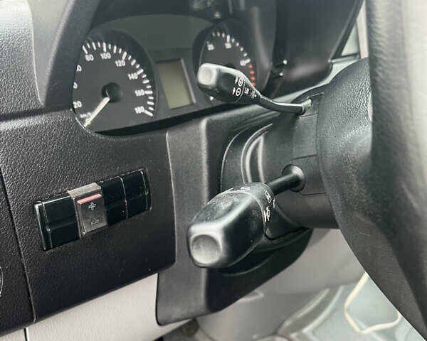 Синий Мерседес Sprinter, объемом двигателя 0 л и пробегом 260 тыс. км за 15600 $, фото 21 на Automoto.ua