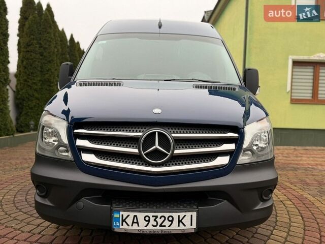 Синий Мерседес Sprinter, объемом двигателя 2.14 л и пробегом 338 тыс. км за 17300 $, фото 13 на Automoto.ua