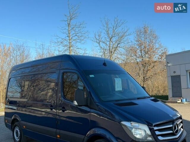 Синий Мерседес Sprinter, объемом двигателя 2.14 л и пробегом 338 тыс. км за 17300 $, фото 2 на Automoto.ua
