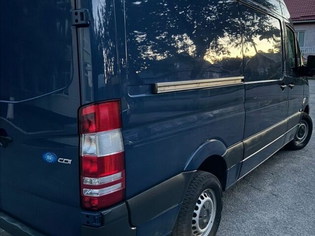 Синій Мерседес Sprinter, об'ємом двигуна 0 л та пробігом 270 тис. км за 16600 $, фото 12 на Automoto.ua