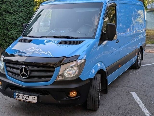 Синий Мерседес Sprinter, объемом двигателя 2.14 л и пробегом 392 тыс. км за 18500 $, фото 14 на Automoto.ua