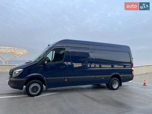 Синий Мерседес Sprinter, объемом двигателя 2.2 л и пробегом 257 тыс. км за 30500 $, фото 5 на Automoto.ua