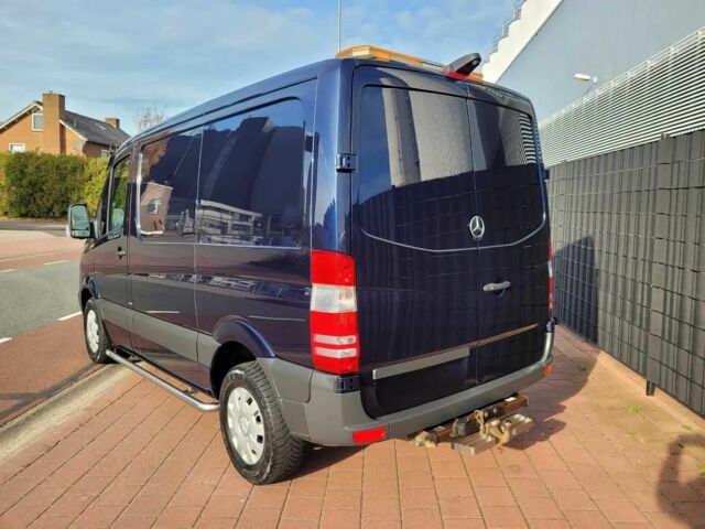 Синий Мерседес Sprinter, объемом двигателя 3 л и пробегом 72 тыс. км за 8200 $, фото 4 на Automoto.ua