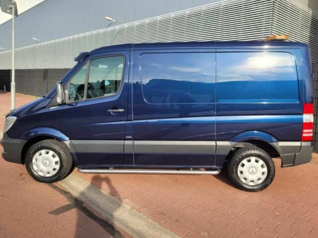 Синий Мерседес Sprinter, объемом двигателя 3 л и пробегом 72 тыс. км за 8200 $, фото 3 на Automoto.ua