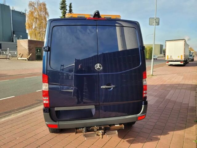 Синий Мерседес Sprinter, объемом двигателя 3 л и пробегом 72 тыс. км за 8200 $, фото 5 на Automoto.ua