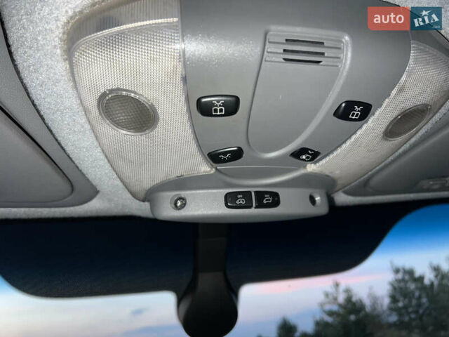 Синий Мерседес Sprinter, объемом двигателя 2.2 л и пробегом 350 тыс. км за 19900 $, фото 25 на Automoto.ua