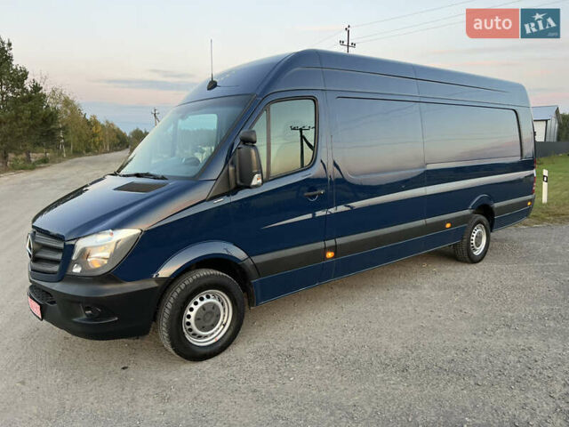 Синий Мерседес Sprinter, объемом двигателя 2.2 л и пробегом 350 тыс. км за 19900 $, фото 10 на Automoto.ua