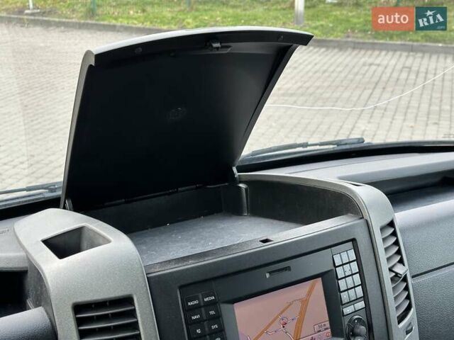 Синий Мерседес Sprinter, объемом двигателя 2.2 л и пробегом 320 тыс. км за 18900 $, фото 27 на Automoto.ua