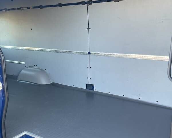 Синий Мерседес Sprinter, объемом двигателя 2.2 л и пробегом 360 тыс. км за 19800 $, фото 15 на Automoto.ua