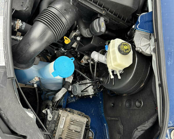 Синий Мерседес Sprinter, объемом двигателя 0 л и пробегом 237 тыс. км за 29906 $, фото 44 на Automoto.ua