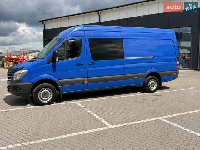 Синий Мерседес Sprinter, объемом двигателя 2.99 л и пробегом 820 тыс. км за 23000 $, фото 3 на Automoto.ua