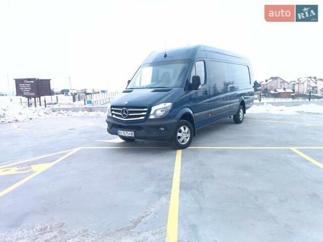Синий Мерседес Sprinter, объемом двигателя 2.99 л и пробегом 560 тыс. км за 31999 $, фото 2 на Automoto.ua