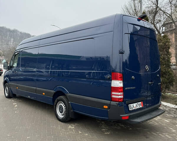 Синий Мерседес Sprinter, объемом двигателя 0 л и пробегом 237 тыс. км за 29906 $, фото 27 на Automoto.ua