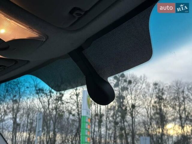 Синий Мерседес Sprinter, объемом двигателя 2.2 л и пробегом 320 тыс. км за 18900 $, фото 23 на Automoto.ua