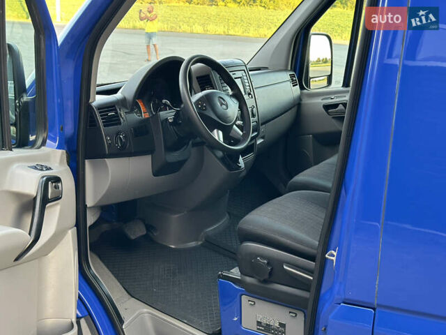 Синій Мерседес Sprinter, об'ємом двигуна 3 л та пробігом 351 тис. км за 31700 $, фото 14 на Automoto.ua