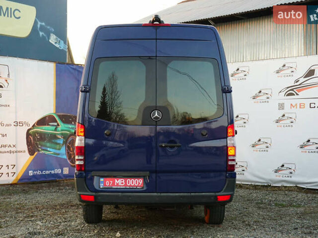 Синий Мерседес Sprinter, объемом двигателя 2.2 л и пробегом 342 тыс. км за 19900 $, фото 6 на Automoto.ua