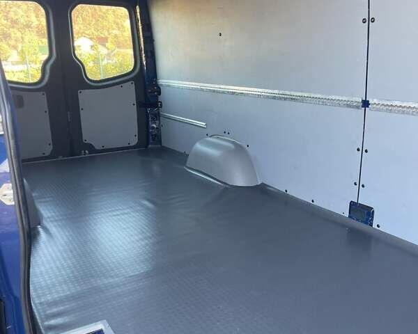 Синий Мерседес Sprinter, объемом двигателя 2.2 л и пробегом 360 тыс. км за 18900 $, фото 16 на Automoto.ua