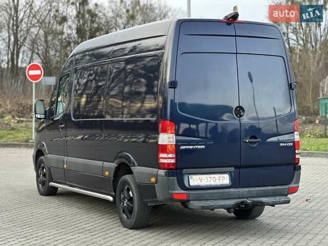 Синий Мерседес Sprinter, объемом двигателя 2.2 л и пробегом 320 тыс. км за 18900 $, фото 9 на Automoto.ua