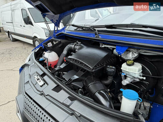 Синий Мерседес Sprinter, объемом двигателя 2.2 л и пробегом 295 тыс. км за 20500 $, фото 42 на Automoto.ua