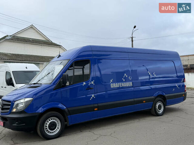 Синий Мерседес Sprinter, объемом двигателя 2.2 л и пробегом 295 тыс. км за 20500 $, фото 5 на Automoto.ua