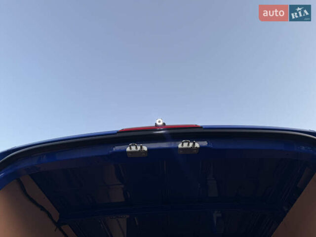 Синий Мерседес Sprinter, объемом двигателя 2.2 л и пробегом 298 тыс. км за 21700 $, фото 34 на Automoto.ua