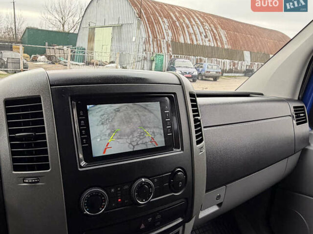 Синий Мерседес Sprinter, объемом двигателя 2.2 л и пробегом 295 тыс. км за 20500 $, фото 23 на Automoto.ua