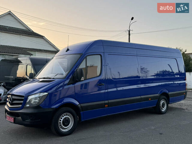 Синий Мерседес Sprinter, объемом двигателя 2.2 л и пробегом 298 тыс. км за 21700 $, фото 6 на Automoto.ua
