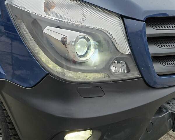 Синій Мерседес Sprinter, об'ємом двигуна 2.14 л та пробігом 270 тис. км за 18900 $, фото 11 на Automoto.ua