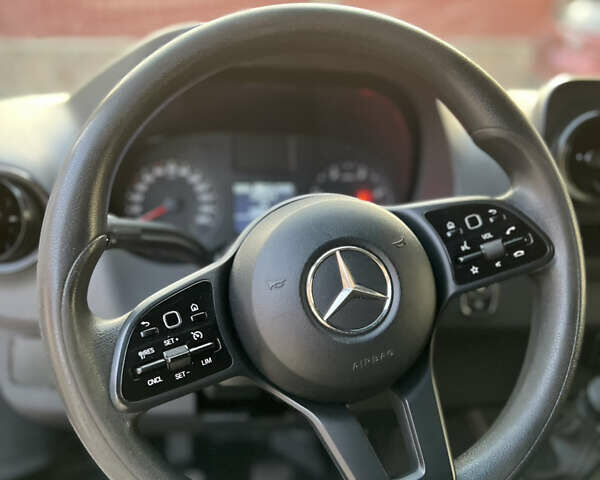 Синий Мерседес Sprinter, объемом двигателя 2.2 л и пробегом 288 тыс. км за 30000 $, фото 25 на Automoto.ua