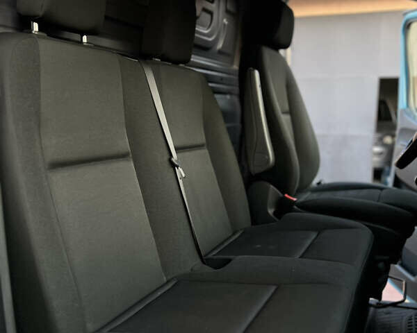 Синий Мерседес Sprinter, объемом двигателя 2.2 л и пробегом 288 тыс. км за 30000 $, фото 39 на Automoto.ua