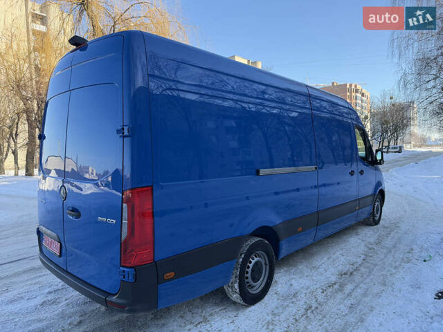 Синій Мерседес Sprinter, об'ємом двигуна 2.99 л та пробігом 255 тис. км за 29999 $, фото 4 на Automoto.ua