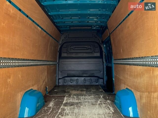 Синий Мерседес Sprinter, объемом двигателя 2.2 л и пробегом 288 тыс. км за 28000 $, фото 71 на Automoto.ua