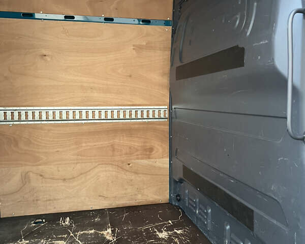 Синій Мерседес Sprinter, об'ємом двигуна 2.2 л та пробігом 288 тис. км за 30000 $, фото 65 на Automoto.ua
