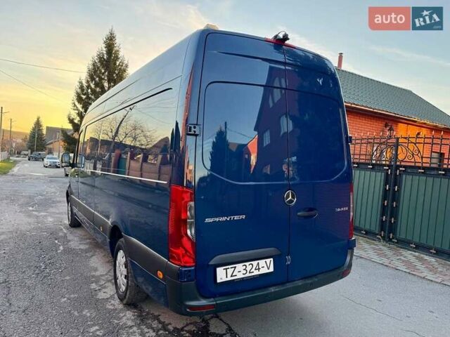 Синій Мерседес Sprinter, об'ємом двигуна 2.14 л та пробігом 257 тис. км за 26200 $, фото 4 на Automoto.ua