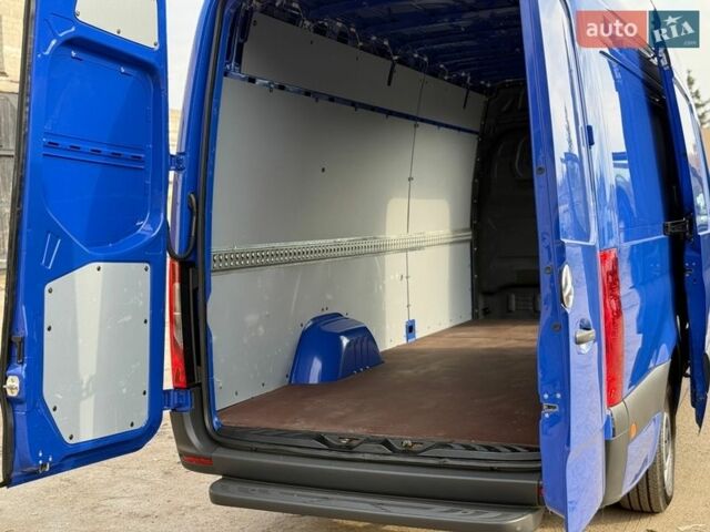 Синій Мерседес Sprinter, об'ємом двигуна 0 л та пробігом 229 тис. км за 26600 $, фото 40 на Automoto.ua