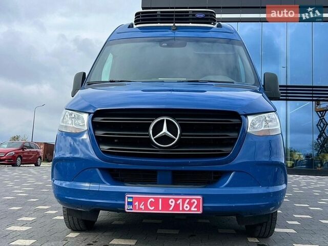 Синий Мерседес Sprinter, объемом двигателя 3 л и пробегом 202 тыс. км за 56700 $, фото 12 на Automoto.ua