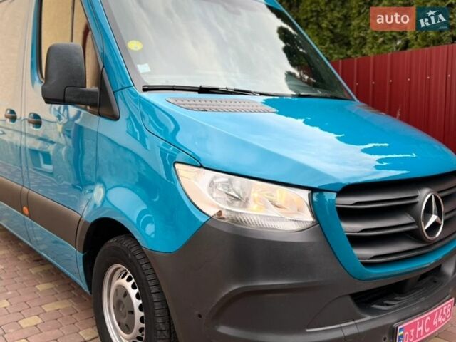 Синий Мерседес Sprinter, объемом двигателя 2.2 л и пробегом 288 тыс. км за 28000 $, фото 6 на Automoto.ua