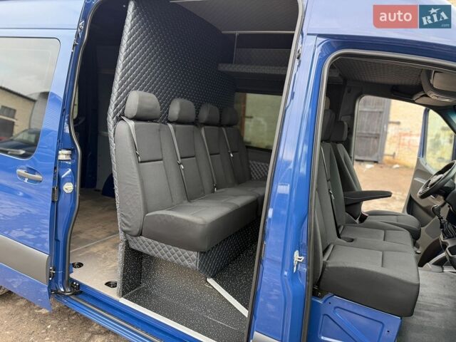 Синій Мерседес Sprinter, об'ємом двигуна 2.2 л та пробігом 279 тис. км за 22500 $, фото 1 на Automoto.ua