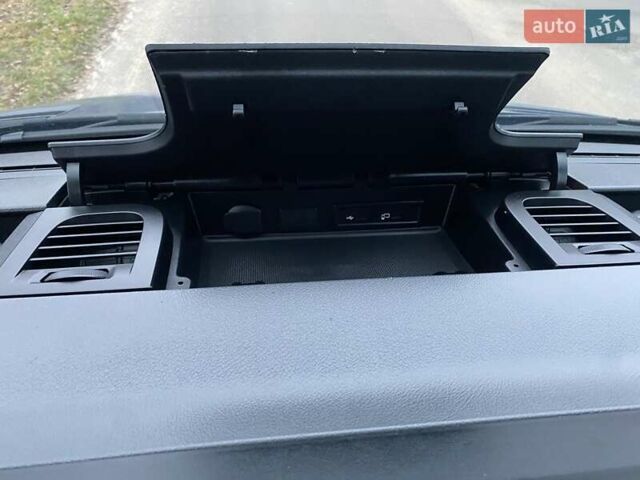 Синий Мерседес Sprinter, объемом двигателя 2.14 л и пробегом 300 тыс. км за 27900 $, фото 36 на Automoto.ua