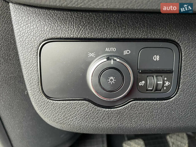 Синій Мерседес Sprinter, об'ємом двигуна 2 л та пробігом 275 тис. км за 23000 $, фото 12 на Automoto.ua