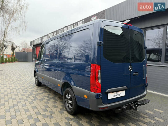 Синий Мерседес Sprinter, объемом двигателя 3 л и пробегом 151 тыс. км за 40719 $, фото 7 на Automoto.ua