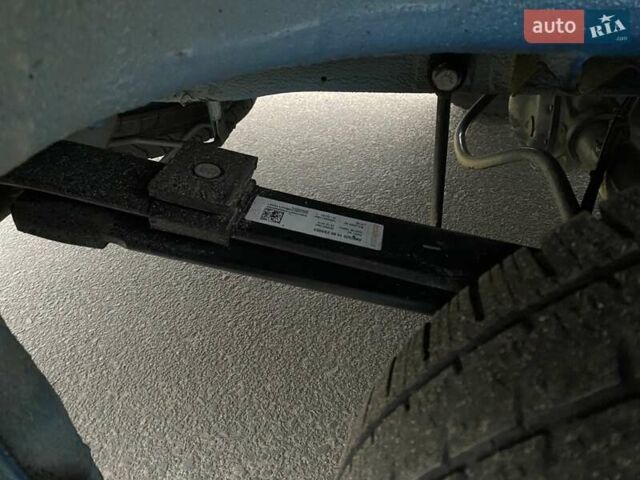 Синий Мерседес Sprinter, объемом двигателя 2.14 л и пробегом 300 тыс. км за 27900 $, фото 16 на Automoto.ua