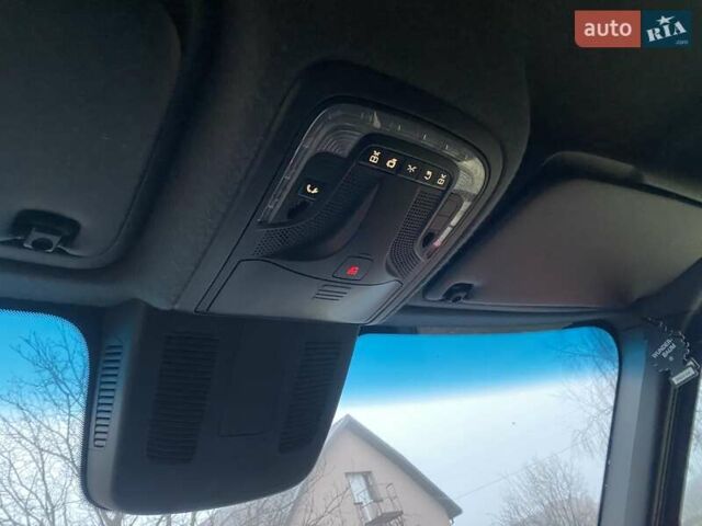 Синий Мерседес Sprinter, объемом двигателя 2.14 л и пробегом 300 тыс. км за 27900 $, фото 22 на Automoto.ua