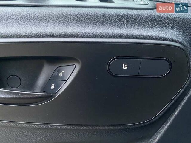 Синий Мерседес Sprinter, объемом двигателя 2.14 л и пробегом 300 тыс. км за 27900 $, фото 28 на Automoto.ua