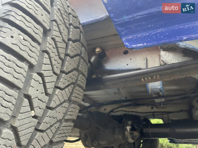 Синій Мерседес Sprinter, об'ємом двигуна 2 л та пробігом 275 тис. км за 23000 $, фото 17 на Automoto.ua