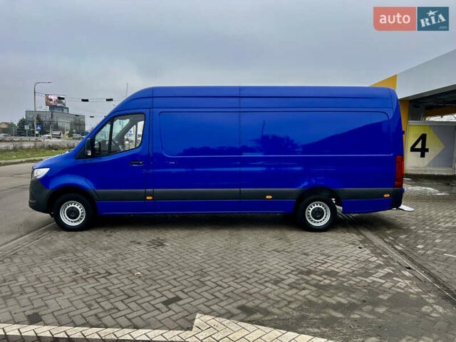 Синий Мерседес Sprinter, объемом двигателя 2.2 л и пробегом 260 тыс. км за 22500 $, фото 2 на Automoto.ua